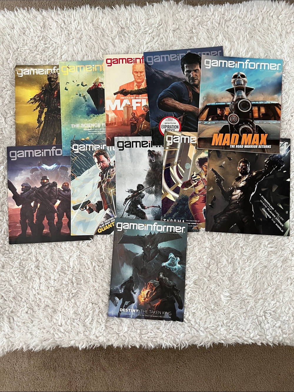 11 Game Informer Magazines 2015 Video Games Collectible